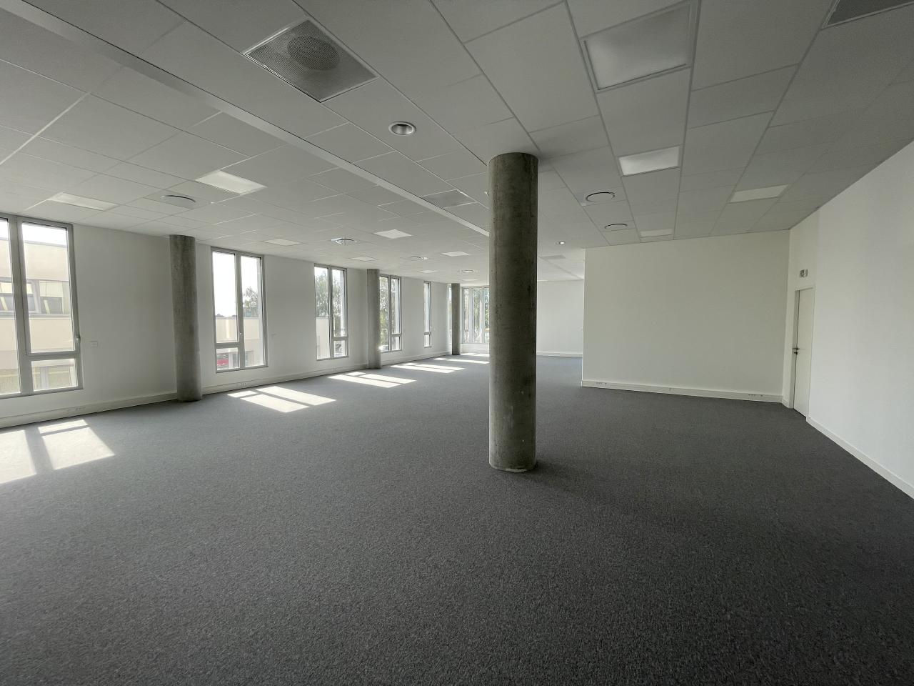 Bureau Saint-Herblain 752m² Location bureau Saint-Herblain Loire-Atlantique OLBUR2113173 8
